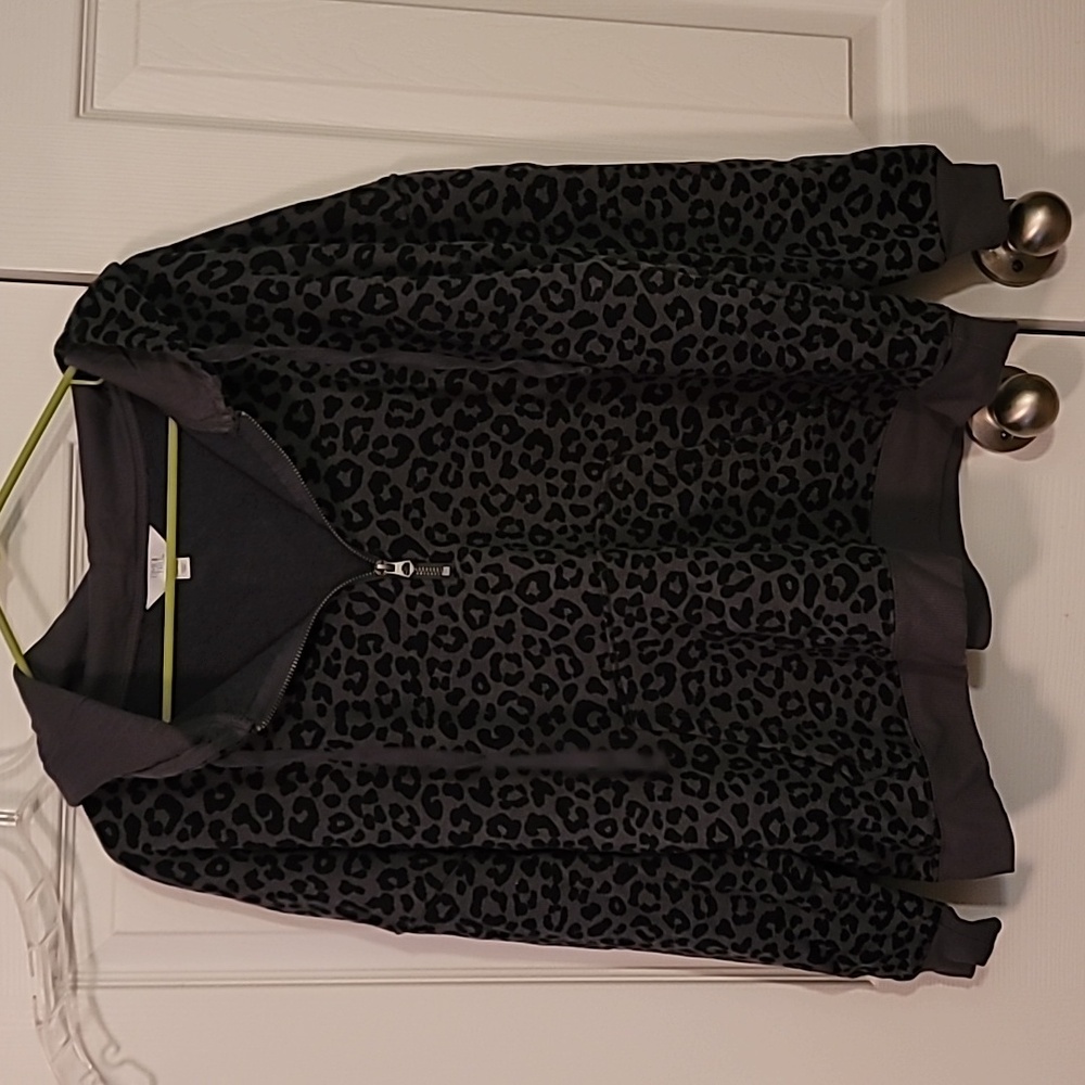 Torrid Black Leopard Print Women's Sweatshirt